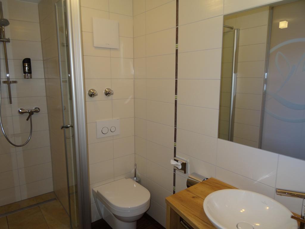 Hotel Zum Goldenen Lamm 4*